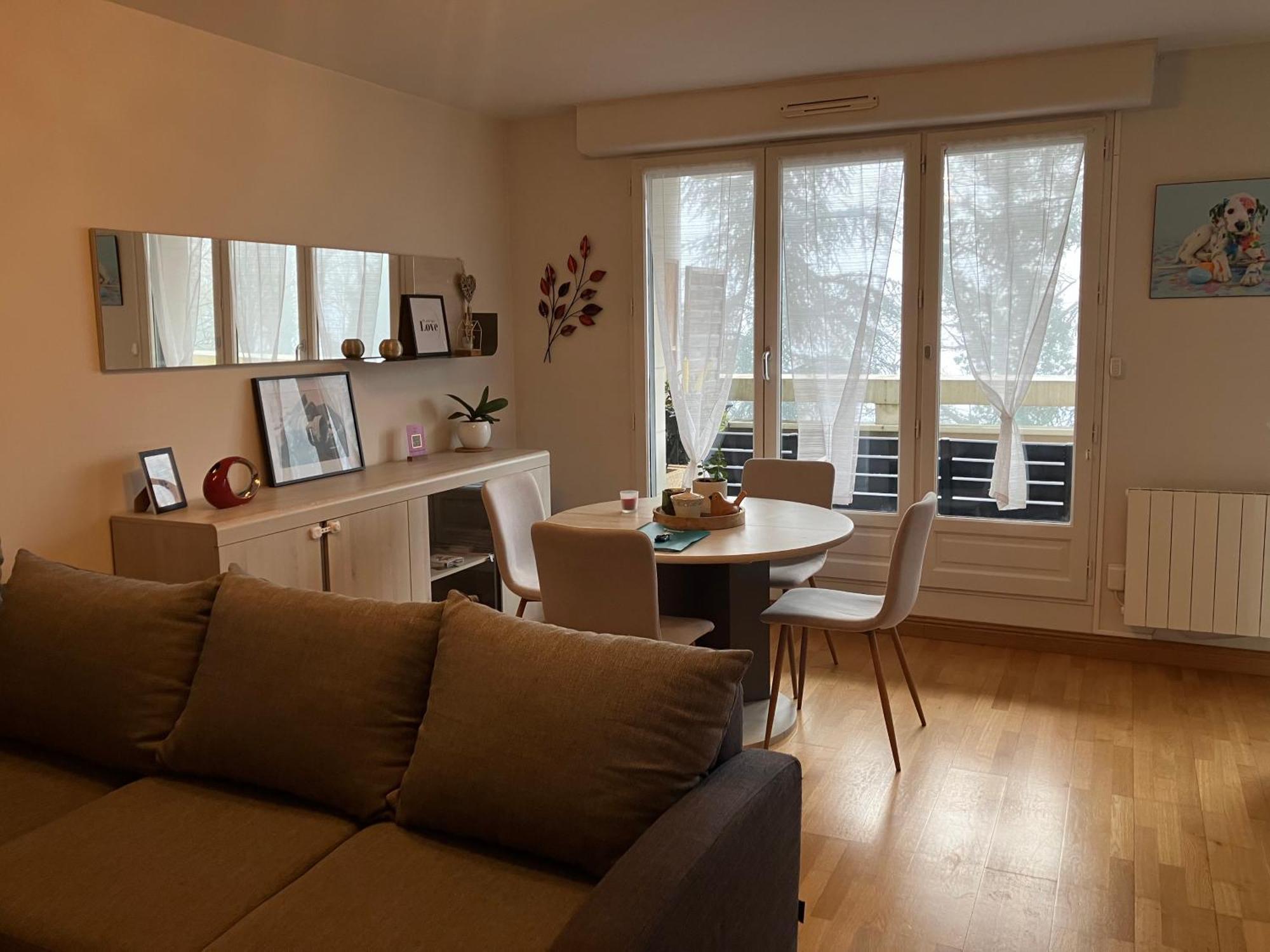 Appartement Avec Parking & Linge Inclus & Local Velos Blois Exterior foto